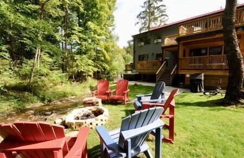 Ellicottville House | #3 Golf EVL Hike, Bike Ski, Shop & Hot Tub