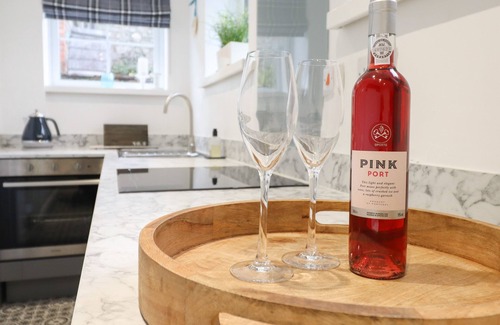 Dolgellau House | 3 IVY COURT, pet friendly, character holiday cottage in Dolgellau