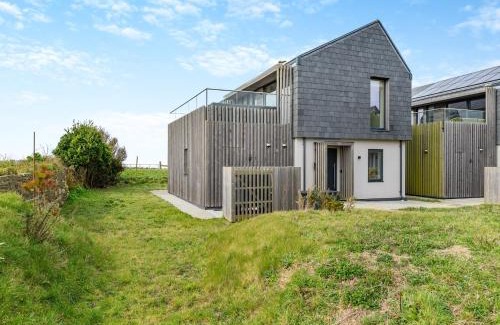 Winnard's Perch House | 3 Karn Havos