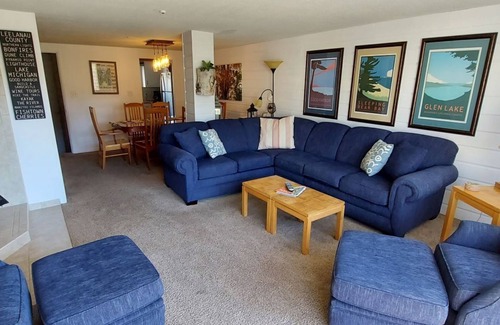 Cedar Condo | 3 king master suites, 4 bed 4 bath, outside heated pool, between Leland and GA