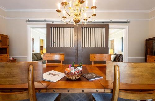 Harrodsburg House | 3 Kings, Hot Tub, Bourbon Trail, Horse Themed Stay