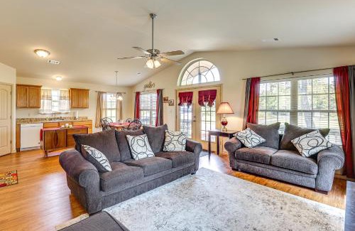 Fort Coffee House | 3 Mi to Arkansas River Rural Family Home with Yard