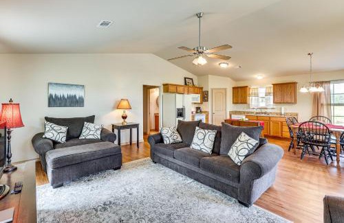 Fort Coffee House | 3 Mi to Arkansas River Rural Family Home with Yard