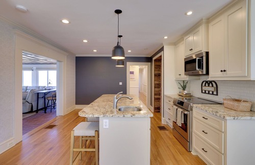 Greer House | 3 Mi to Dtwn Greer: Mountain-View Home!