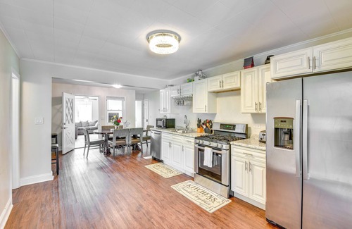 Shorewood-Tower Hills-Harbert House | 3 Mi to Lake Michigan Access: Sawyer Home w/Patio