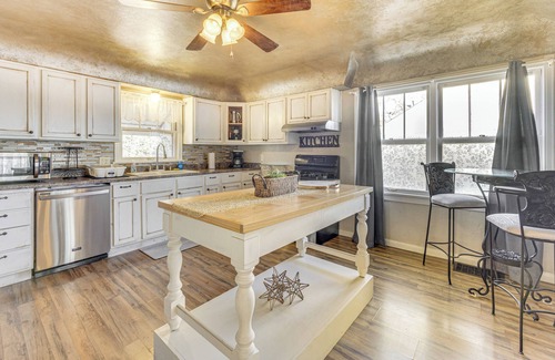Pueblo House | 3 Mi to Pueblo Riverwalk: Quiet Home w/Patio