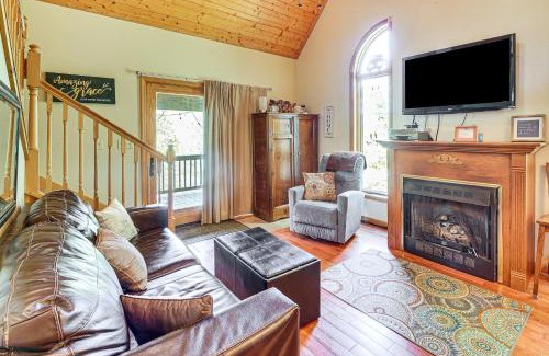 Snowshoe House | 3 Mi to Snowshoe Resort Cabin with Hot Tub
