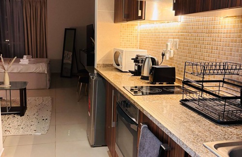 Jumeirah Lake Towers Apartment | 3 mins to Metro, Cozy Studio With City Views