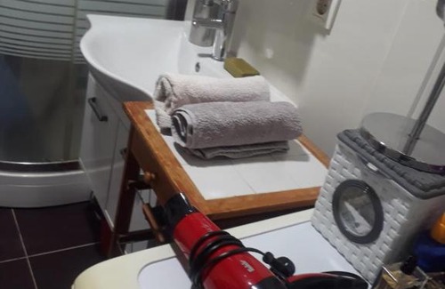 Canakkale Apartment | 3 mins to the beaches, 2 rooms, near city center