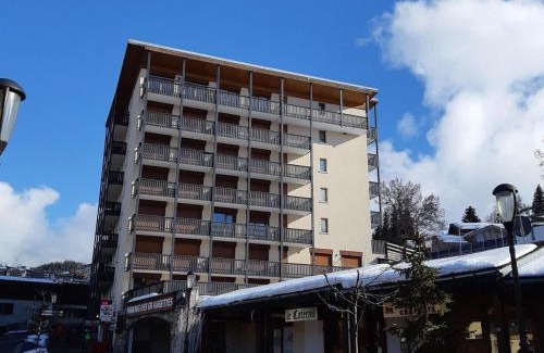 Courchevel Apartment | 3 pièces skis aux pieds, balcon, parking, animaux admis - FR-1-514-8