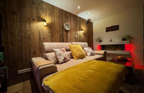 Saalbach-Hinterglemm Apartment | 3-Room Apartment with sauna and pool & walk to slopes - JokerCard included