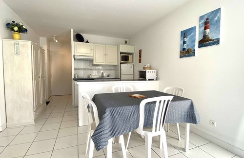 Arzon Apartment | 3-room apartment just a stone's throw from the Port du Crouesty, to rent for the vacations