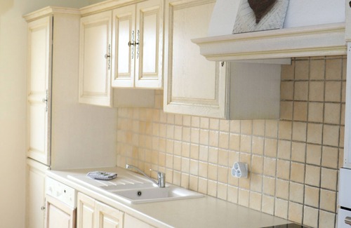 Saint-Trinit Apartment | 3-room apartment sleeps 4 (67 m²), terrace, residence with swimming pool (Sault/Ventoux)