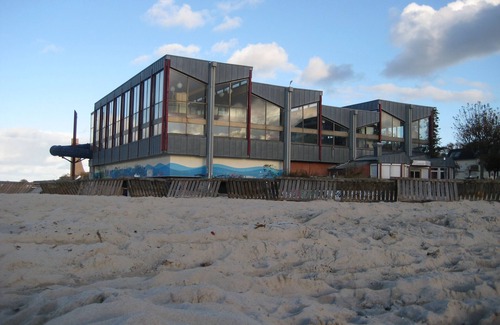Laboe Apartment | 3-room apartment with fjord view right in the center, only 200 meters to the beach
