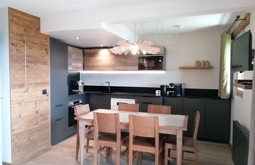 Les Avanchers-Valmorel Apartment | 3-room cosy mountain apartment, 3 stars at the foot of the slopes with magnificent valley view