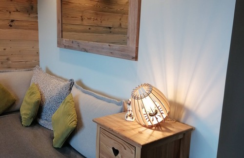 Les Avanchers-Valmorel Apartment | 3-room cosy mountain apartment, 3 stars at the foot of the slopes with magnificent valley view