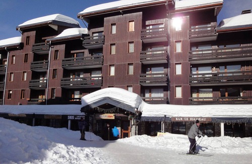 Meribel-Mottaret Apartment | 3-Room Duplex Near Slopes - Pets Allowed, TV, Balcony