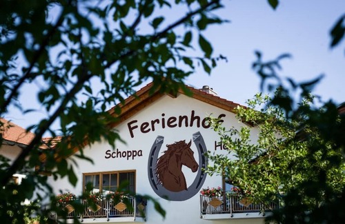 Sonnen Apartment | 3 Schlafzimmer Ferienwohnung mit Frühstück und einem Kingsizebett