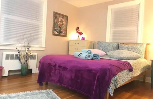 Needham House | #3 Spacious Room 6 min to Babson College!