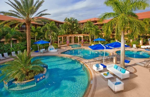 Hunt Club Resort | 3 Spacious Units, Golf, Tennis, Spa, Hiking, 5 Outdoor Pools