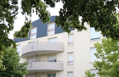 Pouilly Apartment | 3 star furnished rental DIJON Golden Fleece