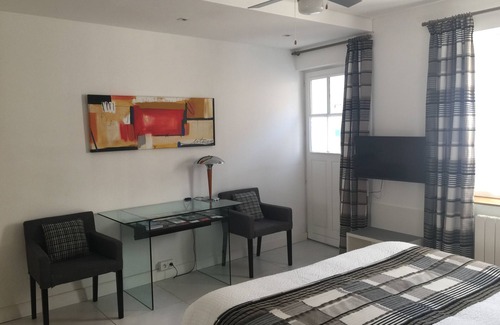 Aigues-Mortes Medieval City House | 3 star studio for 2 adults