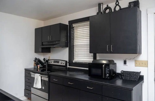 Upper South Providence House | 3-Story Townhouse luxury retreat