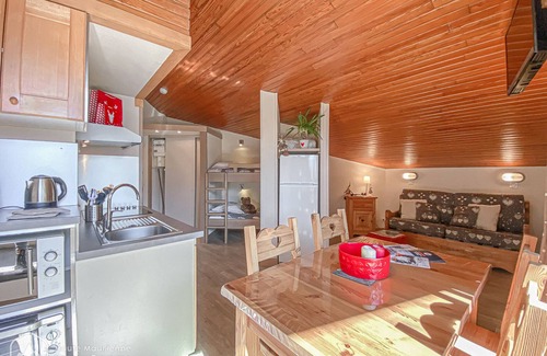 Aussois Apartment | 3* Studio in Aussois with terrace, wifi, pets allowed