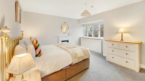 Ambleside House | 3 Swiss Villas