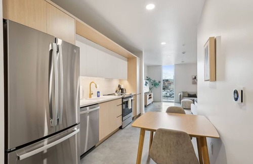 Rio Grande Hotel | 3 Units | Perfect SLC Staycation | Kitchen& Laundry | Dining & Nightlife Nearby