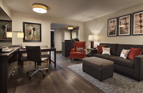 Friendship Heights Hotel | 3 Units | Washington DC Suites with Metro Connection | Indoor Pool