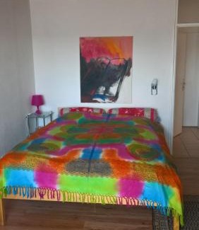 Irschen Apartment | 3-Zi Atelierdachwohnung mit Bergblick Seenähe und 2 Loggia