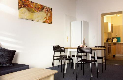 Wedding Apartment | 3 Zimmer Apartment am Leopoldplatz