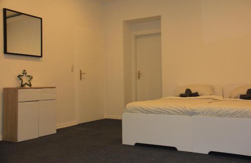 Wedding Apartment | 3 Zimmer Apartment am Leopoldplatz