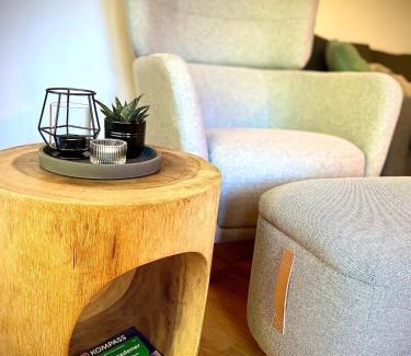 Schoenau am Koenigssee Apartment | 3-Zimmer FeWo 1 Wohnung in der Villa Bergfrieden