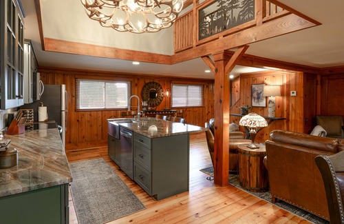North Royalton Cabin | 30-Acre Horse Ranch Upscale Cabin W/Pool, Otdr. Fireplace, Trails, River & Pond