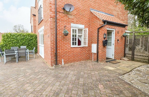 Stalham House | 30 BURTONS MILL, pet friendly, with a garden in Stalham