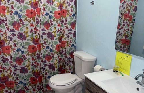 Catano House | 30 Day Minimum Spacious 3BR in Cataño - Sleep 10 UNIT 2