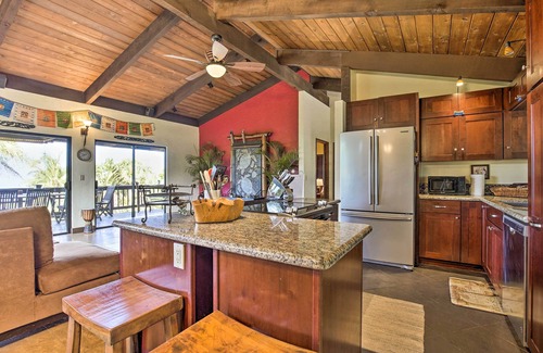 Kona Palisades House | 30-Day Stay at Kailua-Kona House w/Hot Tub!