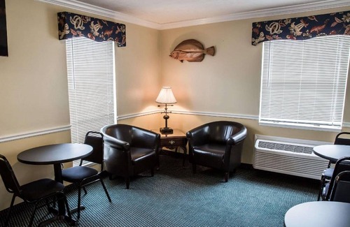 Morehead City Hotel | 30 m² Hotel ∙ 127 guests