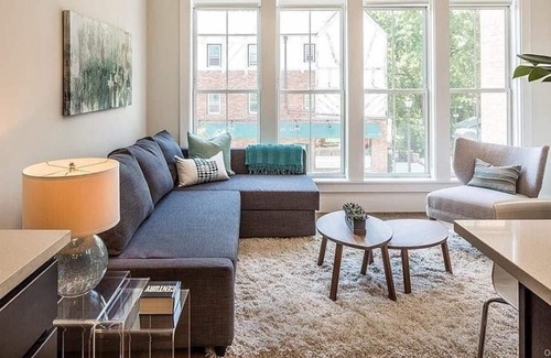 Tuckahoe Apartment | 300 - 2K · Cozy apartment in quaint town 30 min to NYC, Wi-Fi