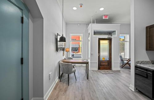 Conway House | 300 Laurel Lofts Unit 1
