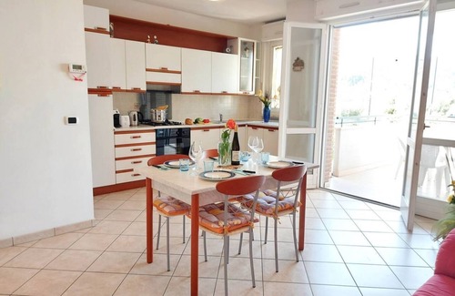 Grottammare Apartment | [★300 MT FROM THE SEA★] Terrace, Wifi and Parking.