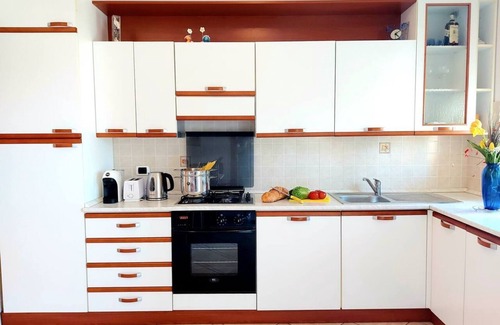 Grottammare Apartment | [★300 MT FROM THE SEA★] Terrace, Wifi and Parking.