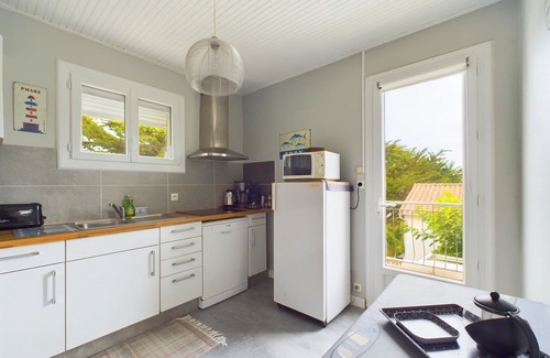 Bretignolles-sur-Mer Ski Chalet | 300m from the beach, house for 5