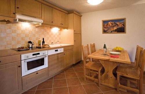 Montgenevre Apartment | 300m from shops, fitness, swimming pool, sauna, hammam, terrace, balcony, tv, ski locker, 43m²