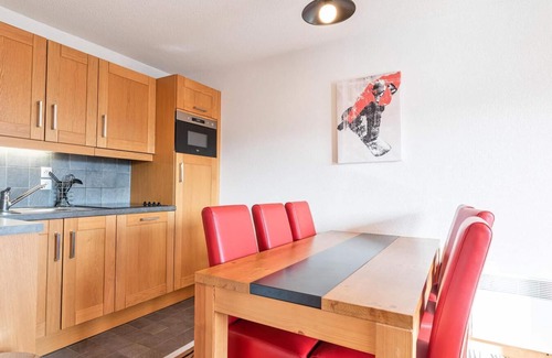 Les Saisies Apartment | 300m from shops, swimming pool, sauna, hammam, terrace, balcony, tv, ski locker, 50m², Les Saisies