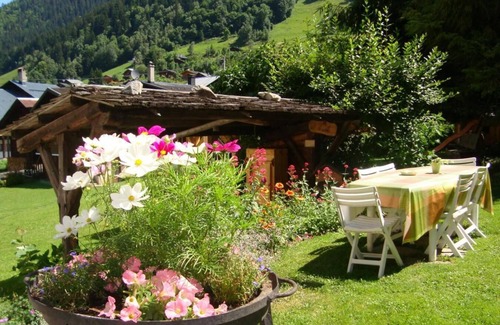 Areches Apartment | 300m from ski slopes, parking, tv, 47m², Arêches-Beaufort
