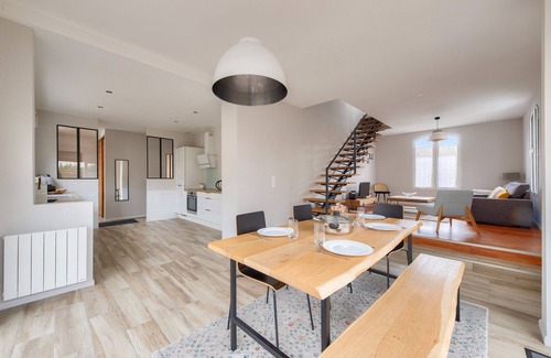 Lanton House | 300m from the beach, house for 7 with a pool