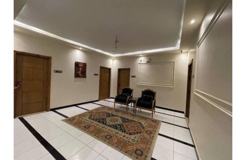 Muharam Bik Apartment | 302 Golden Hoster Downtown